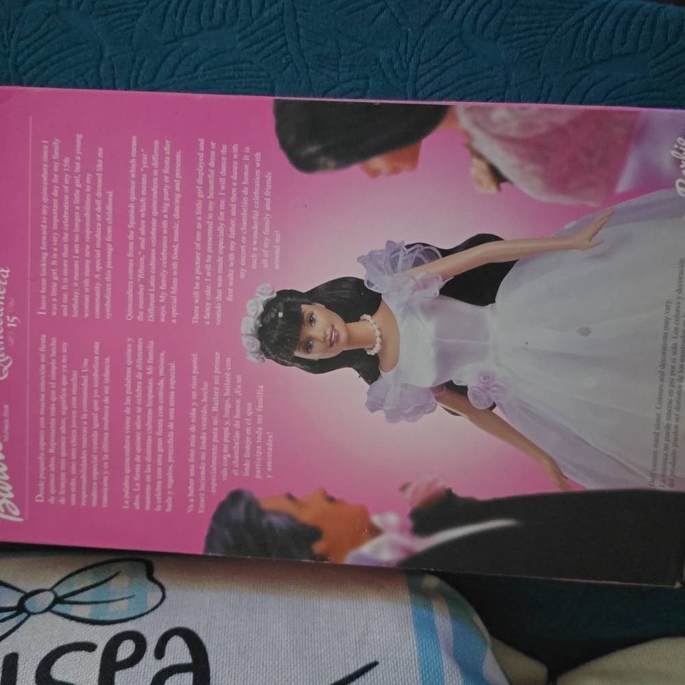 Barbie Quinceañera Doll 2000 - Picture 2 of 5